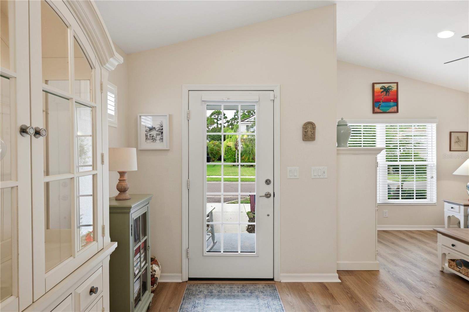 Listing Image #3