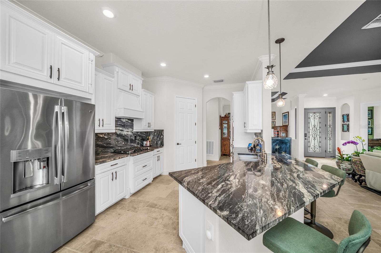 Listing Image #15