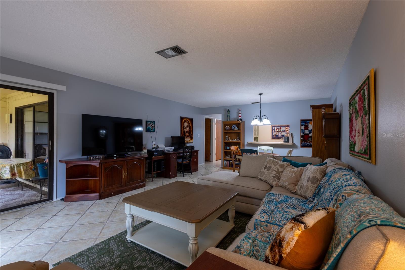 Listing Image #4