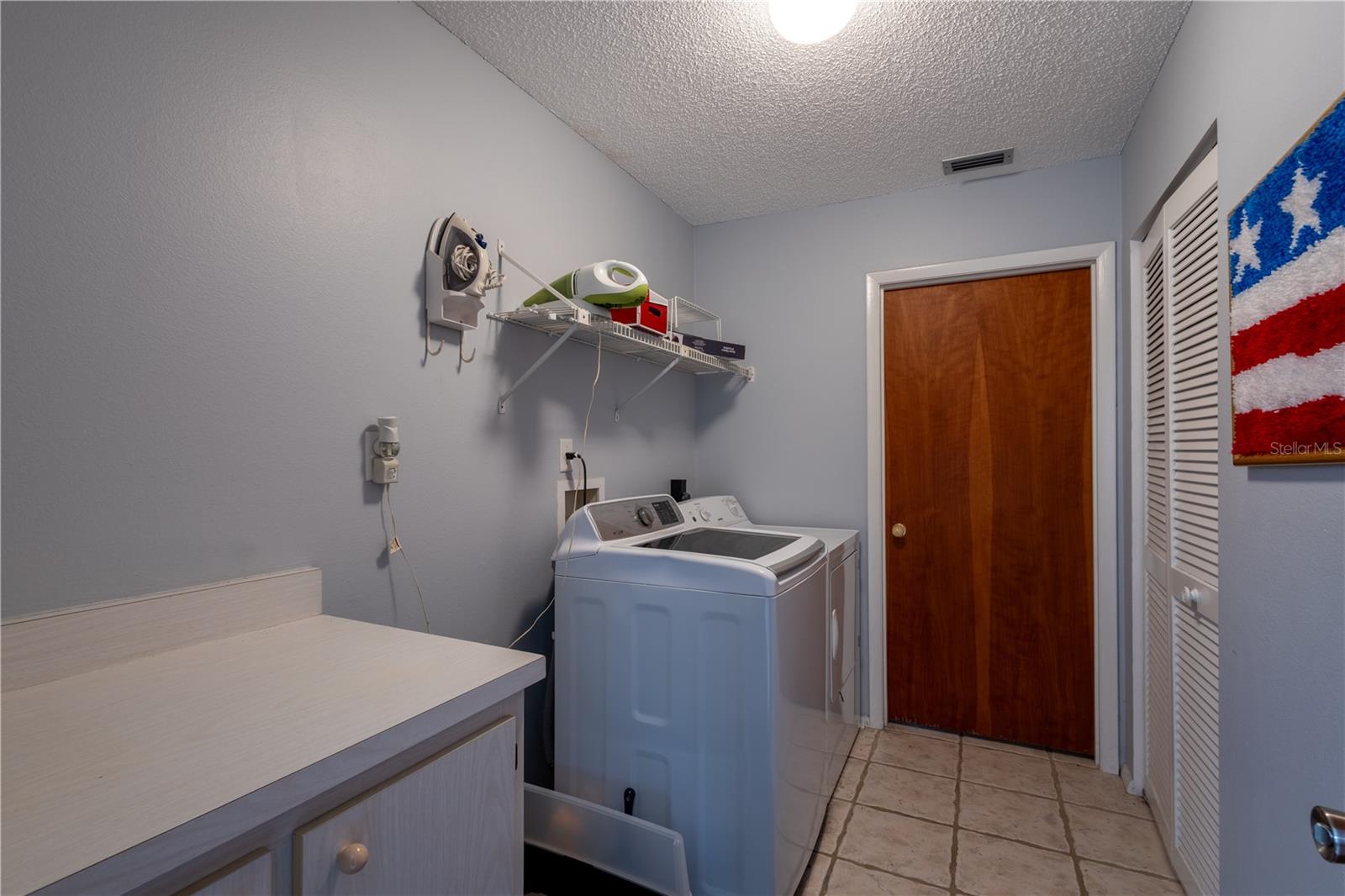 Listing Image #15