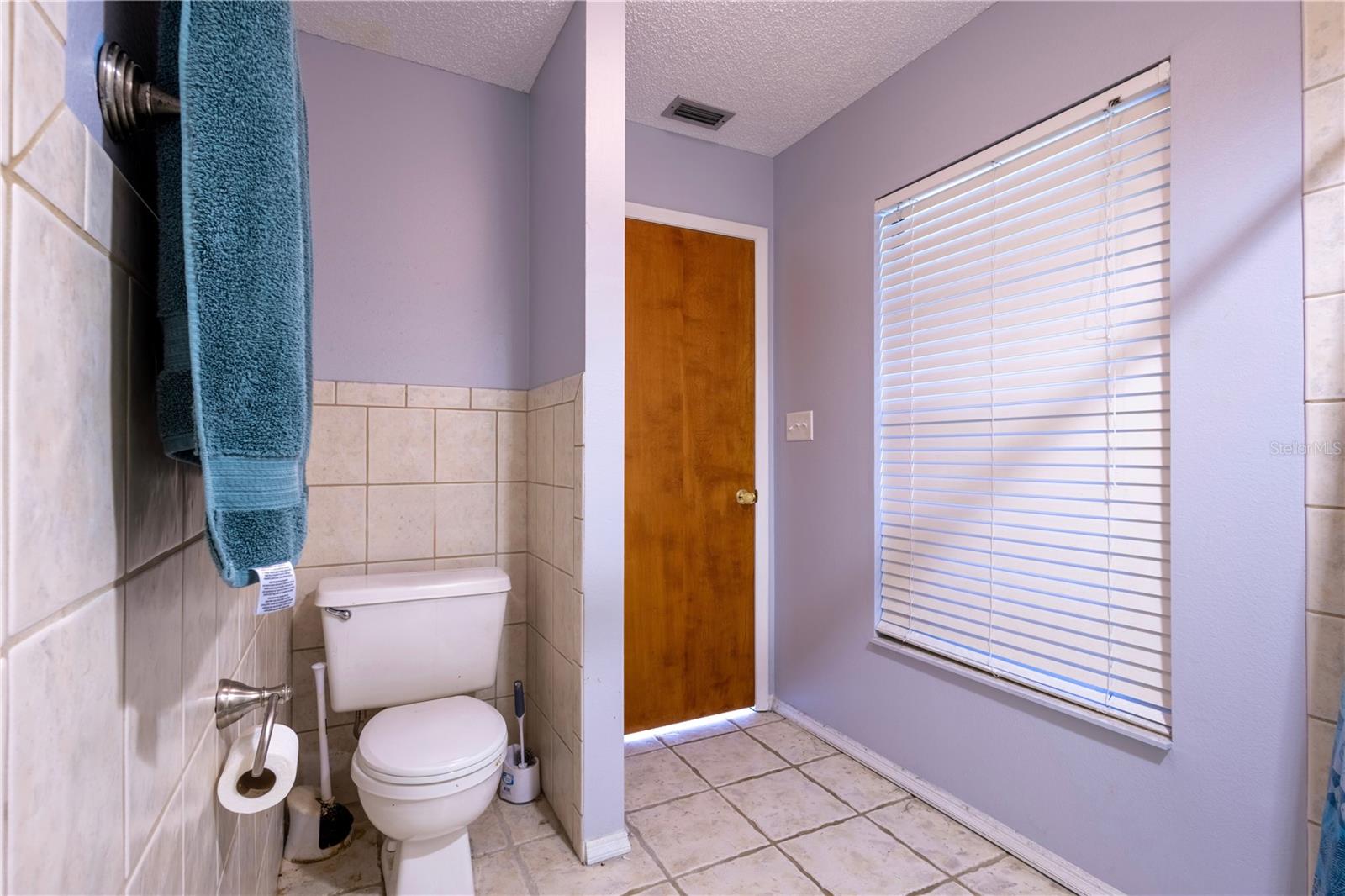 Listing Image #16