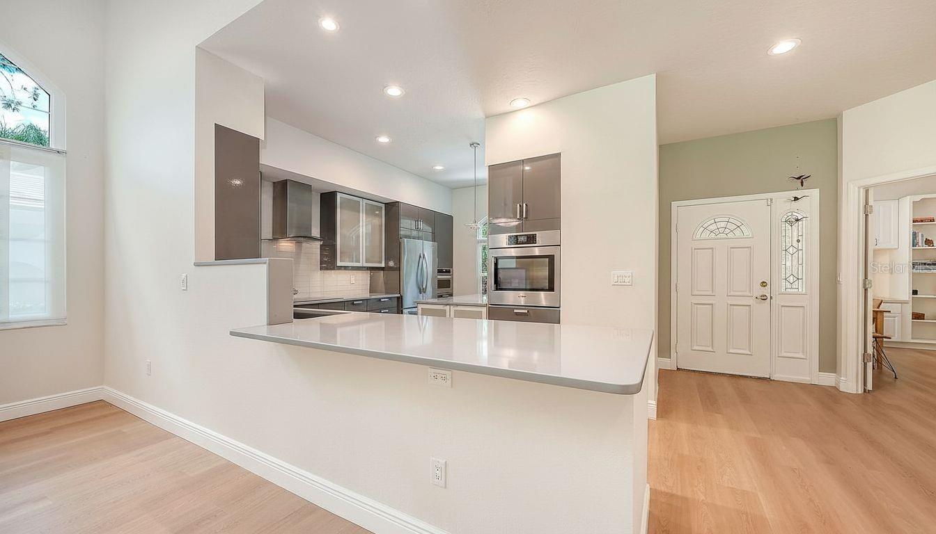 Listing Image #8