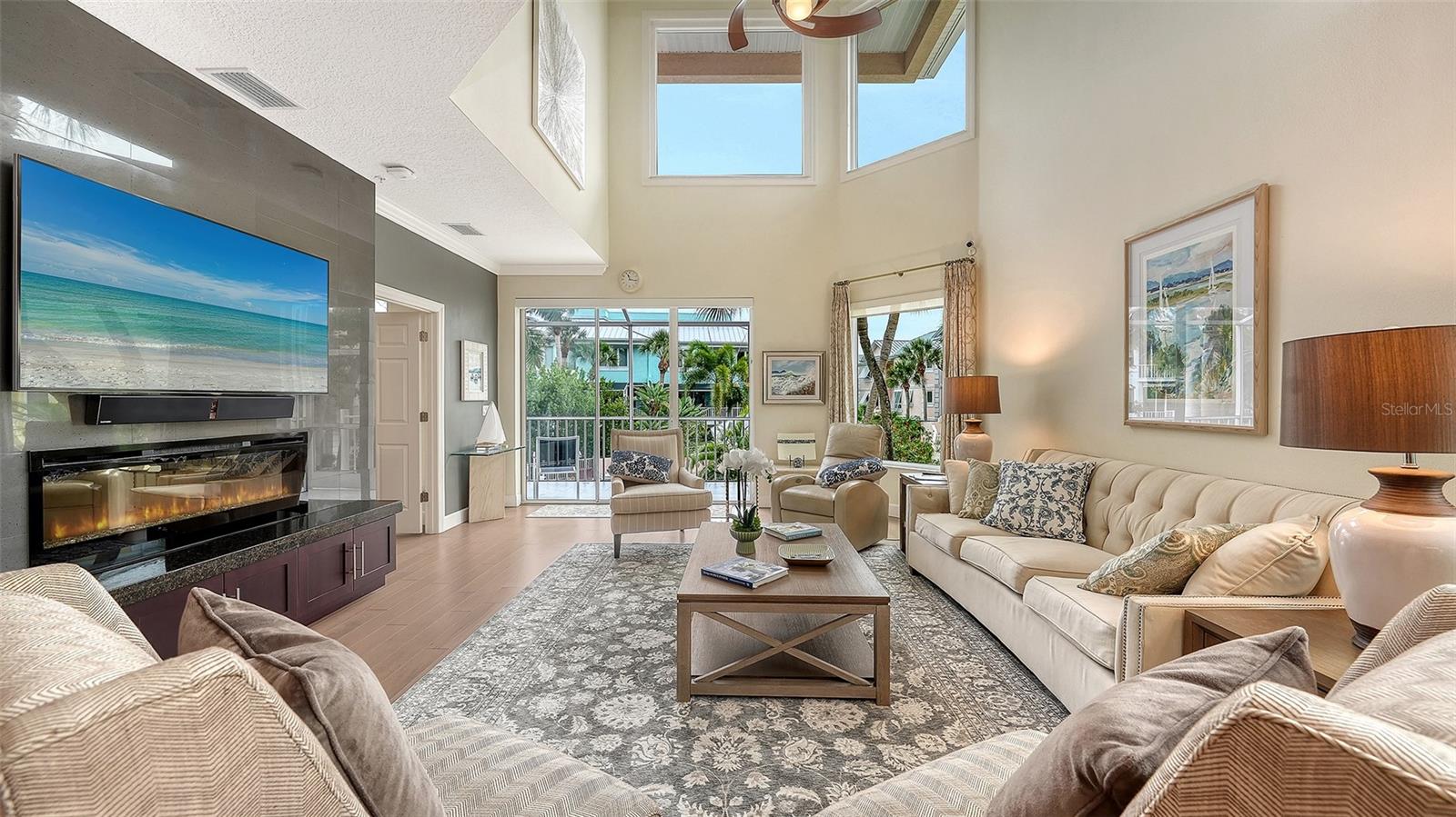 Listing Image #11