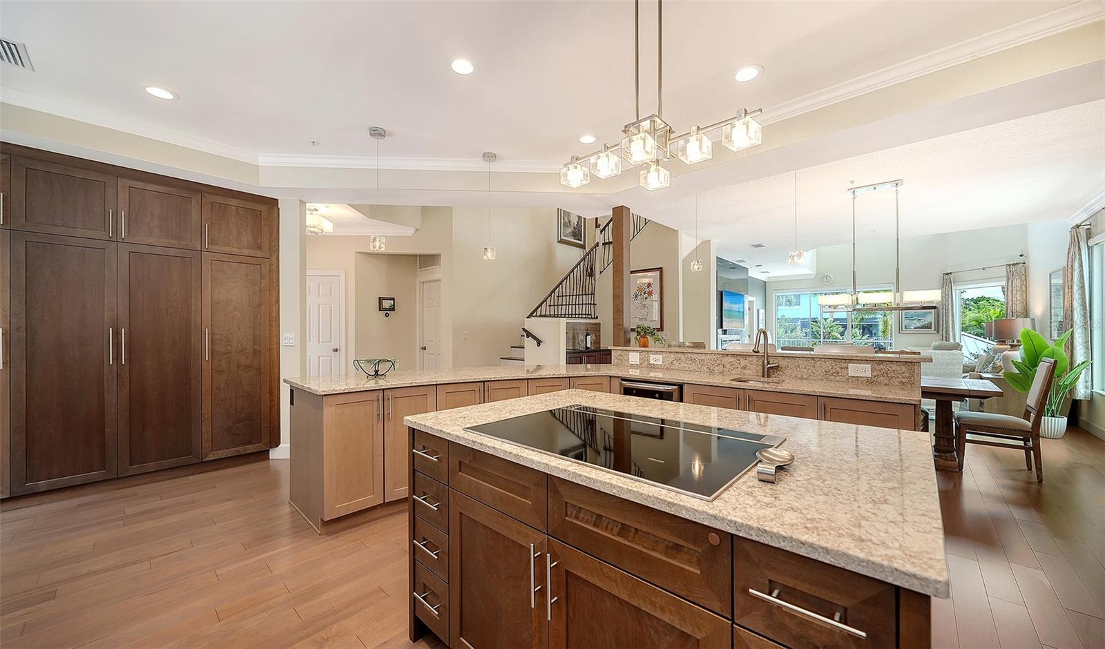 Listing Image #29