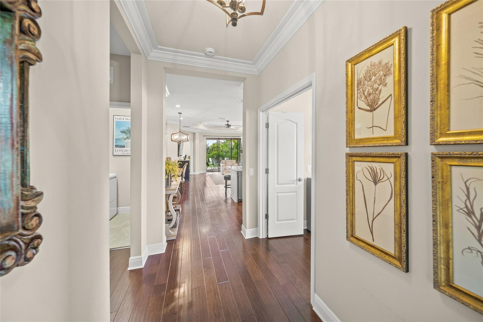 Listing Image #8