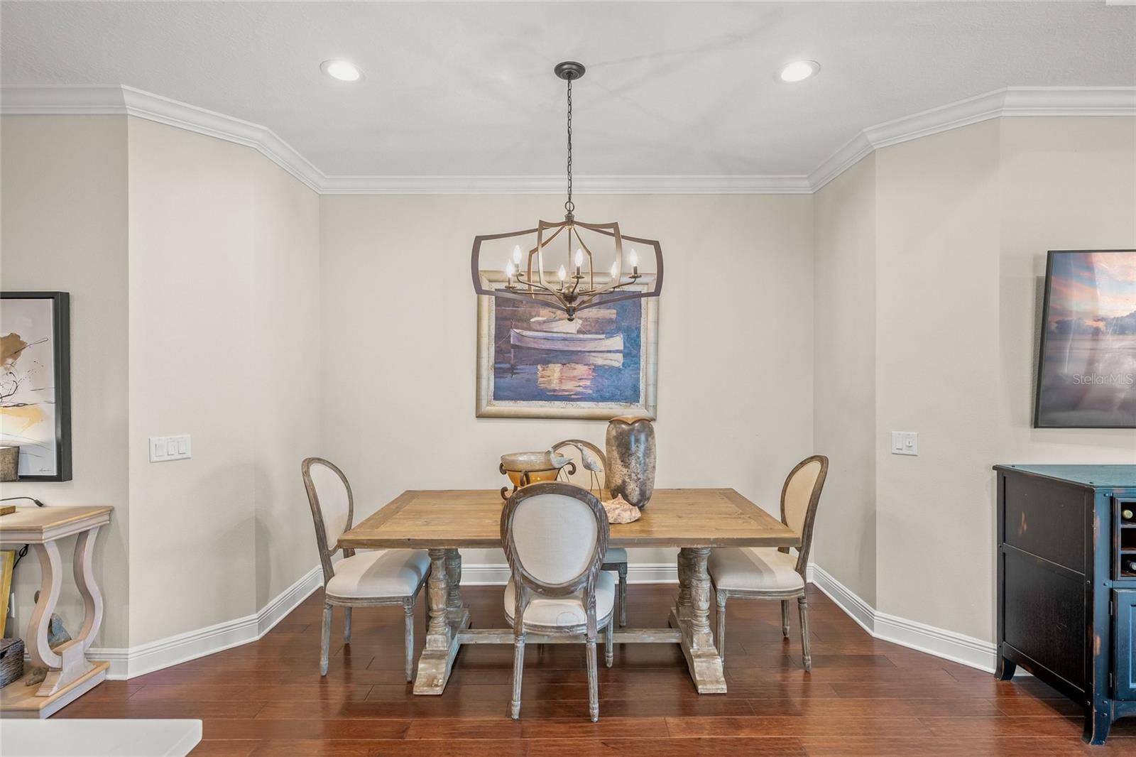 Listing Image #12
