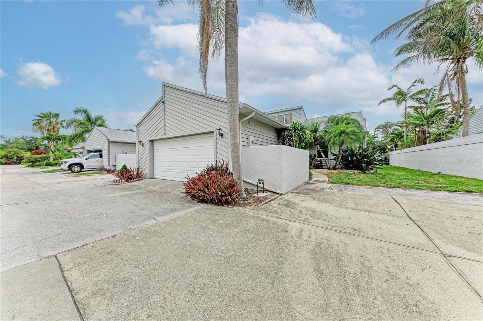 Listing Image #3