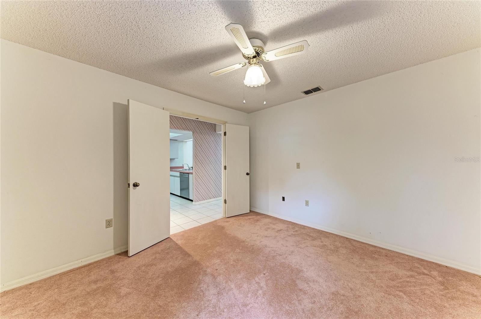 Listing Image #33