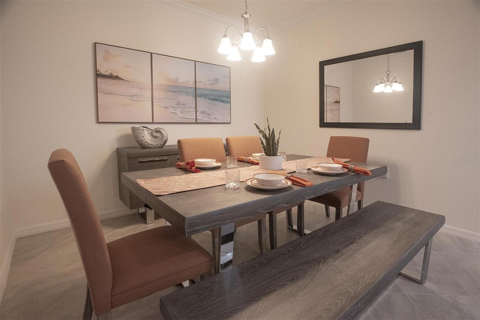 Listing Image #10
