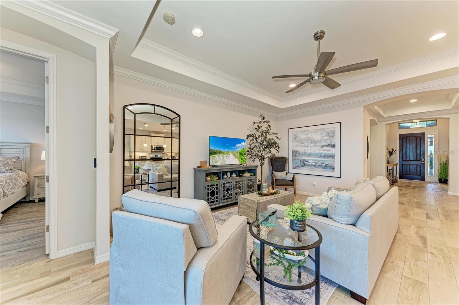 Listing Image #13
