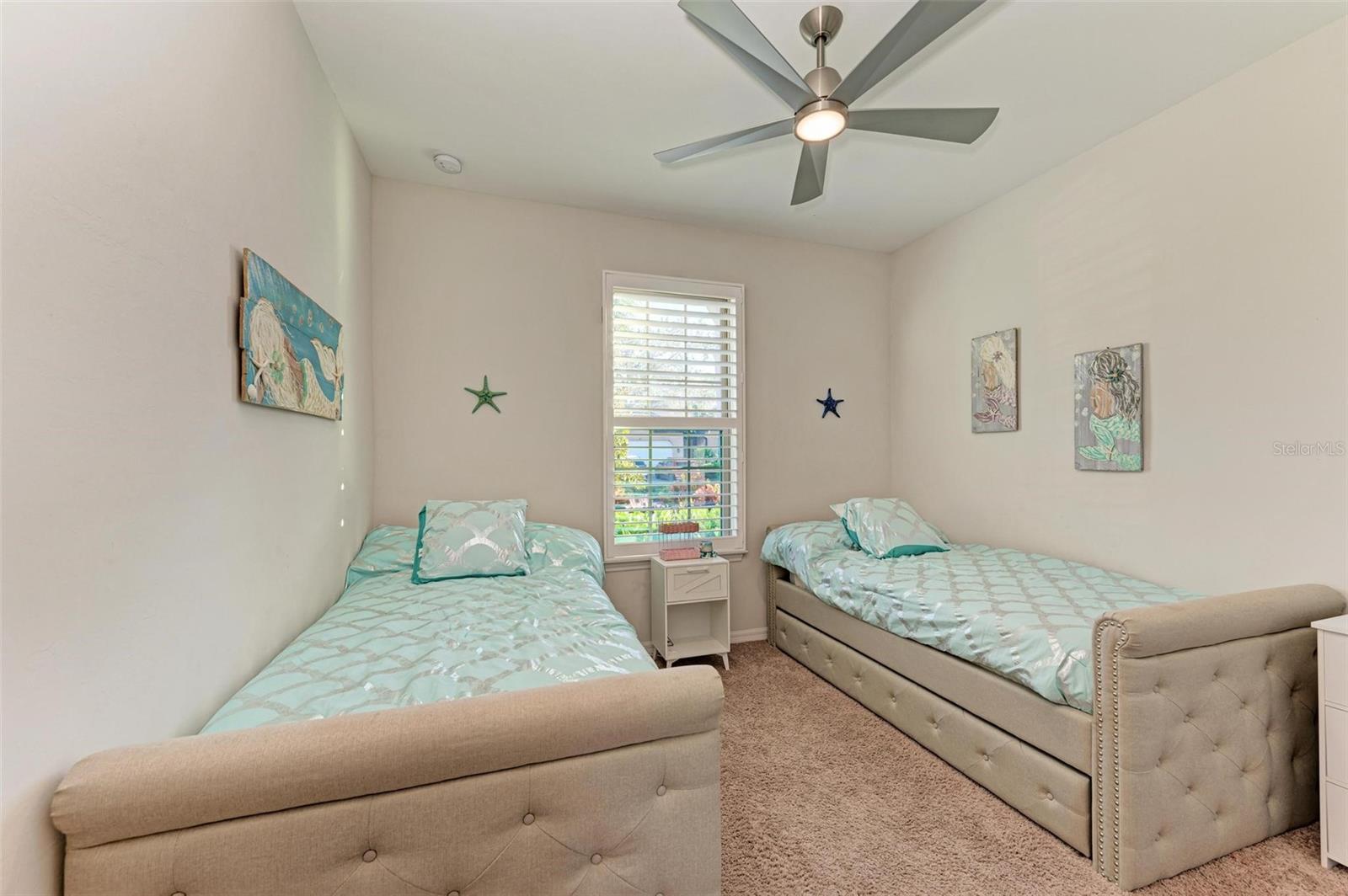 Listing Image #33