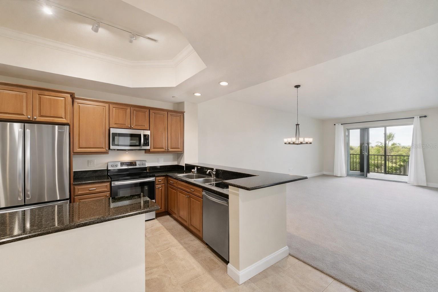 Listing Image #7