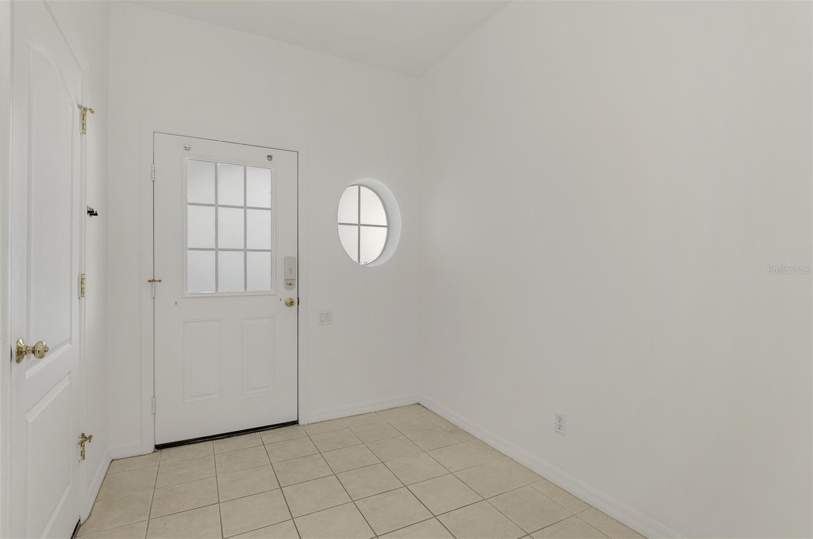 Listing Image #6