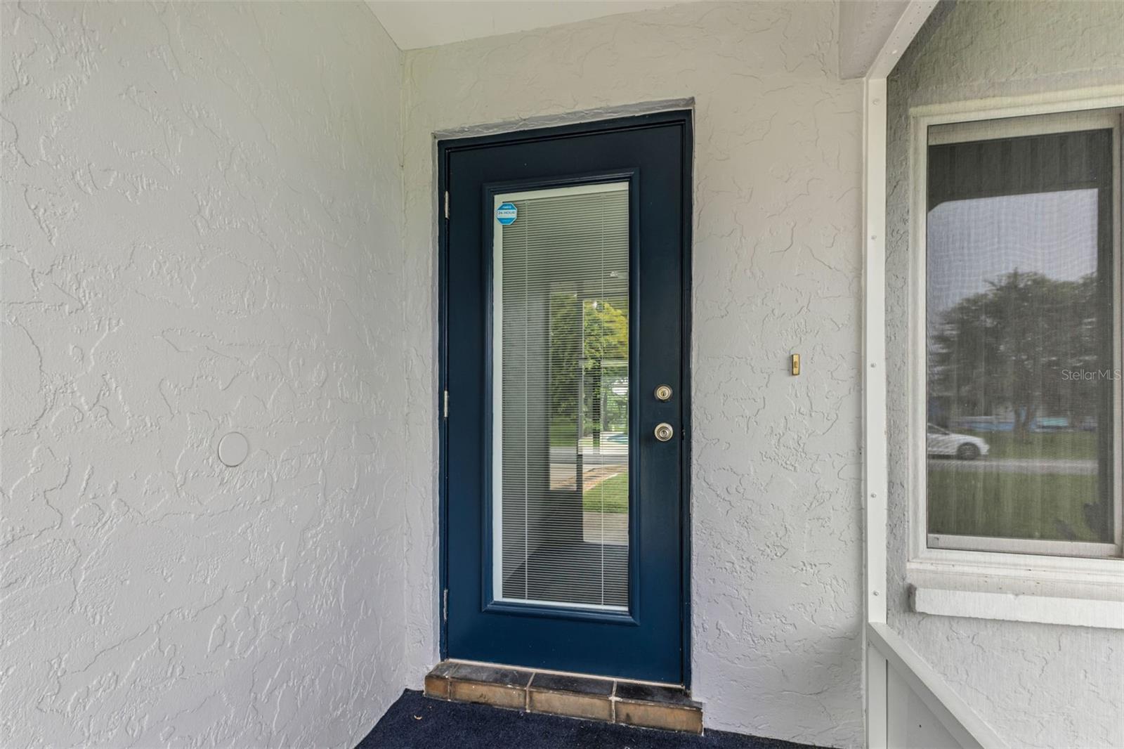 Listing Image #9