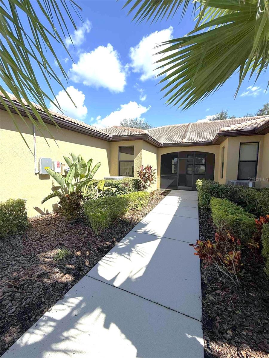 Listing Image #8
