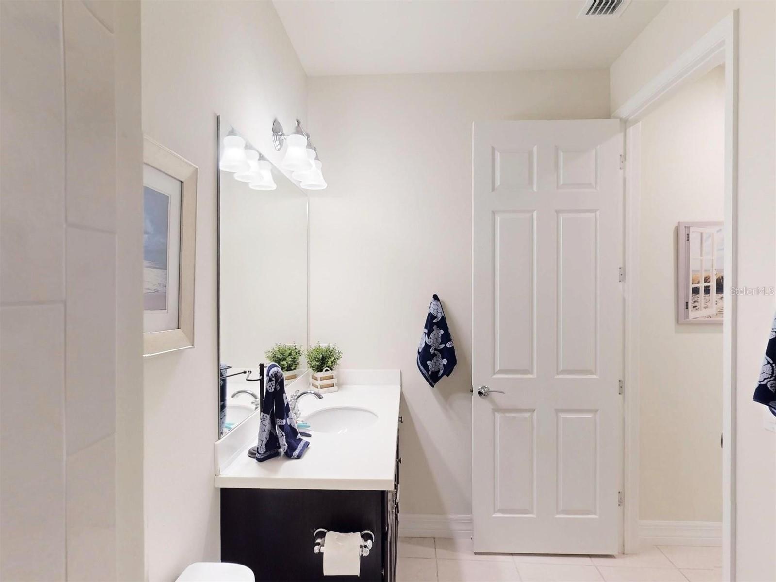 Listing Image #52