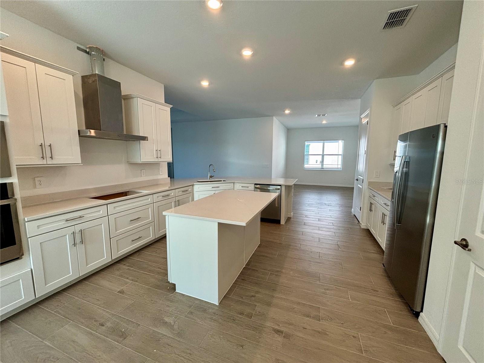 Listing Image #5