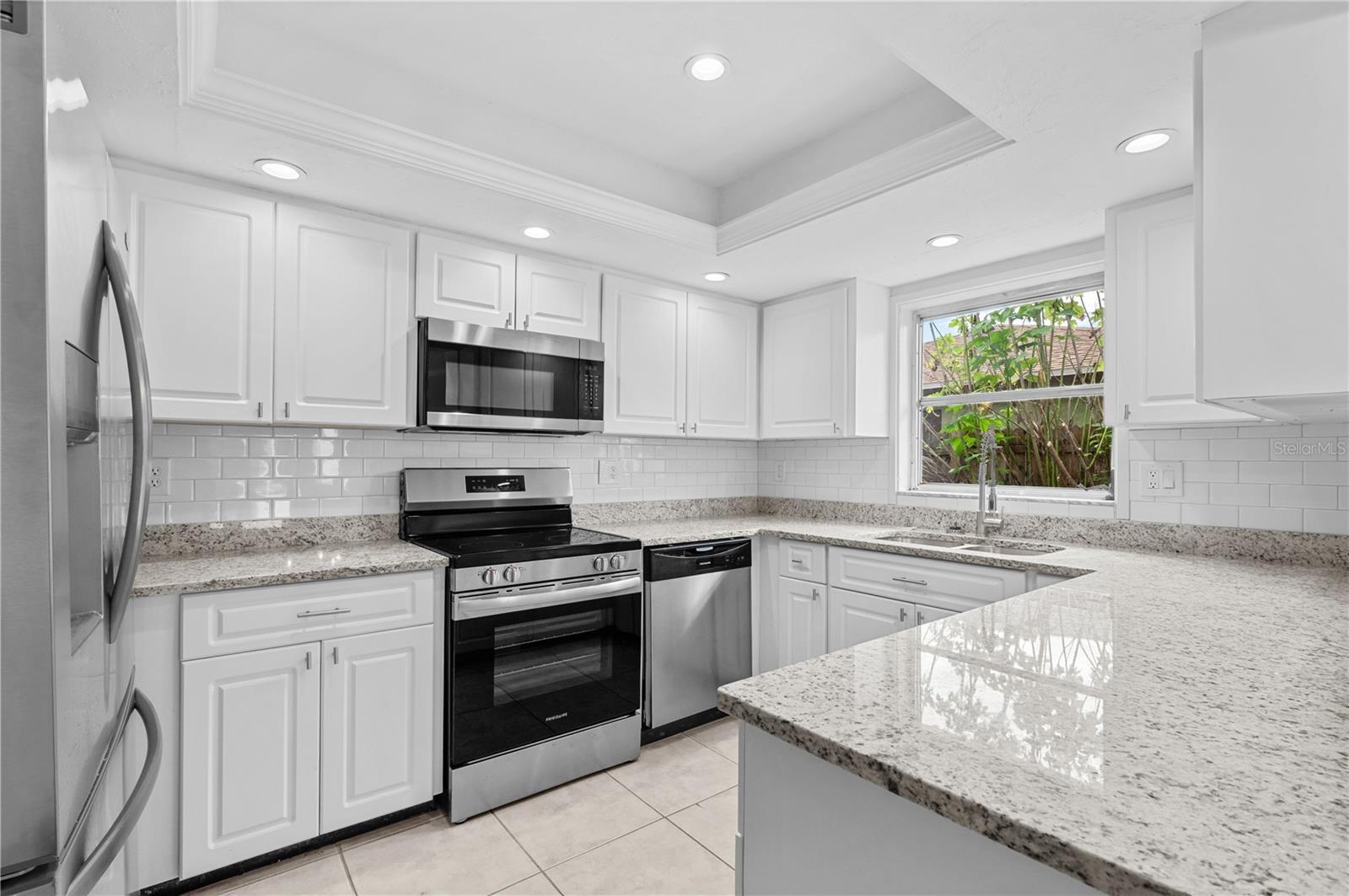 Listing Image #3