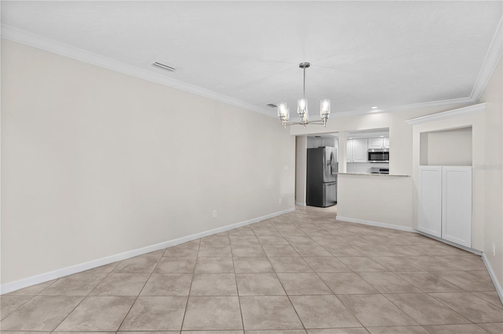 Listing Image #8