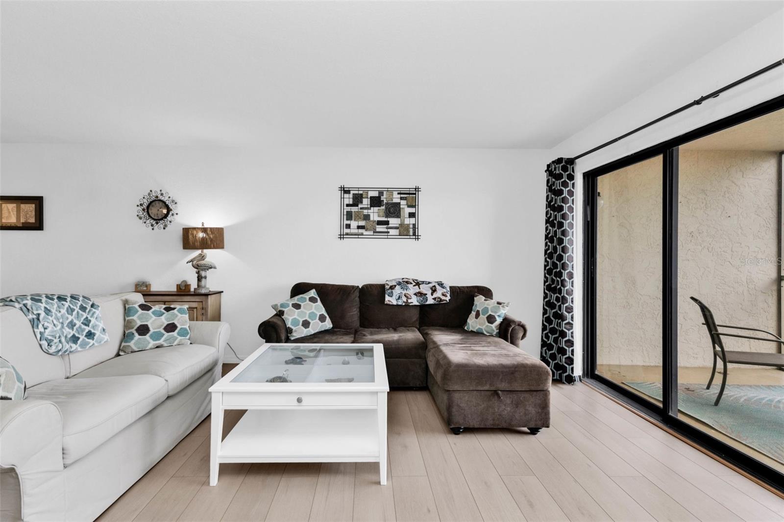 Listing Image #5