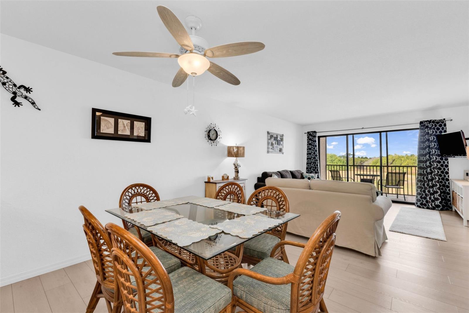 Listing Image #8