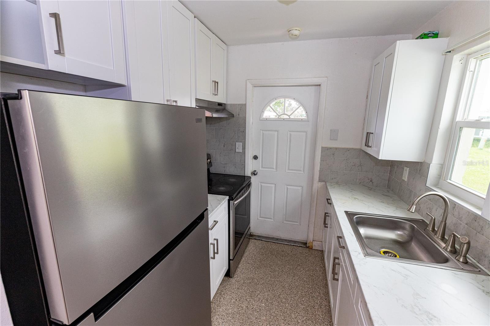 Listing Image #5