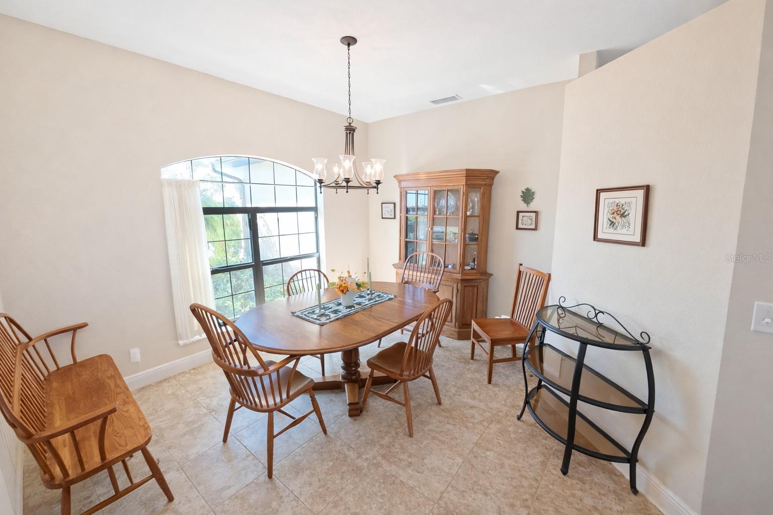 Listing Image #15