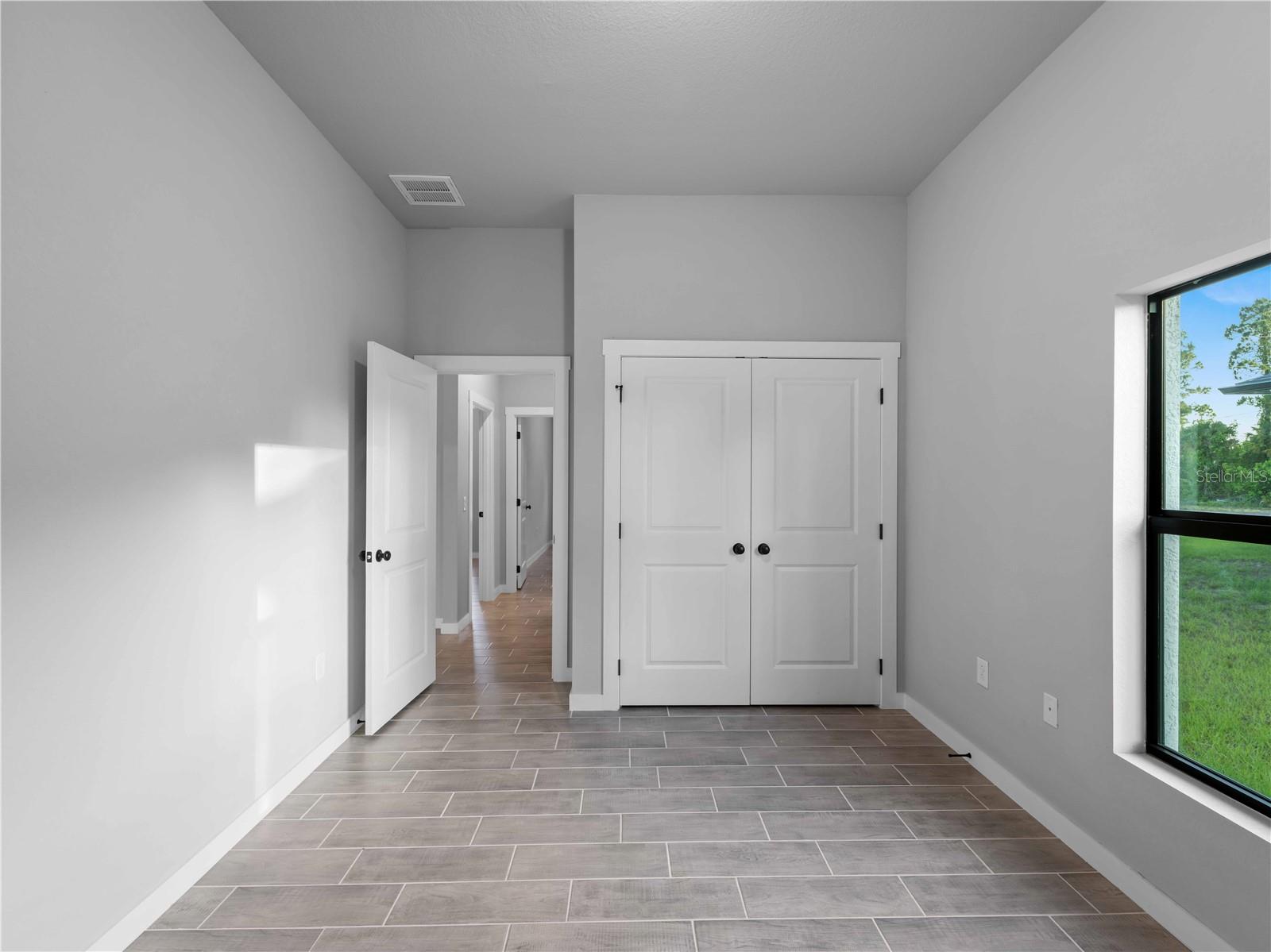 Listing Image #35