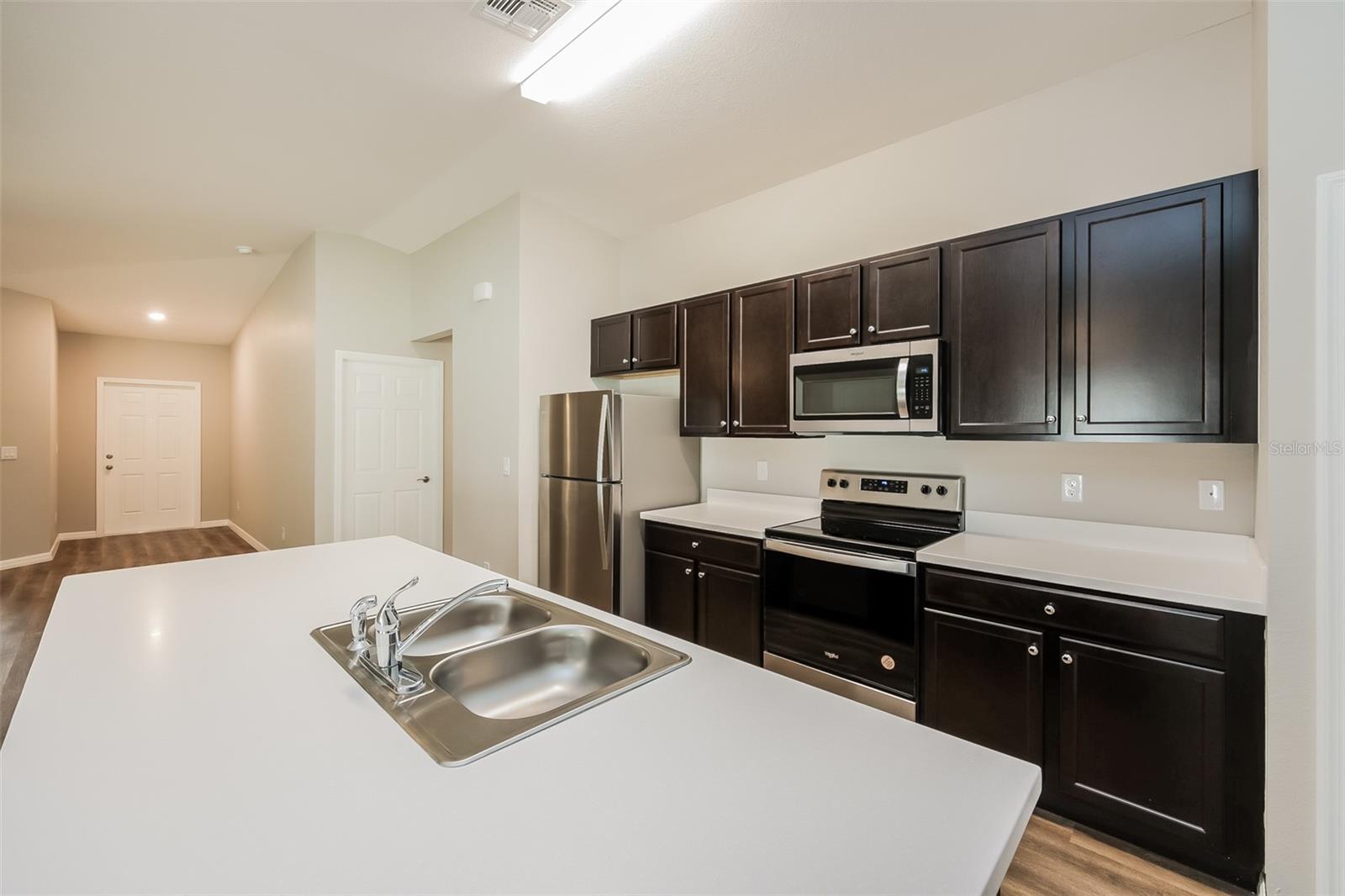 Listing Image #6