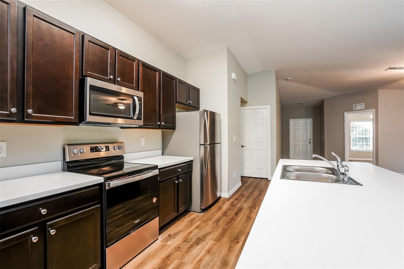 Listing Image #5
