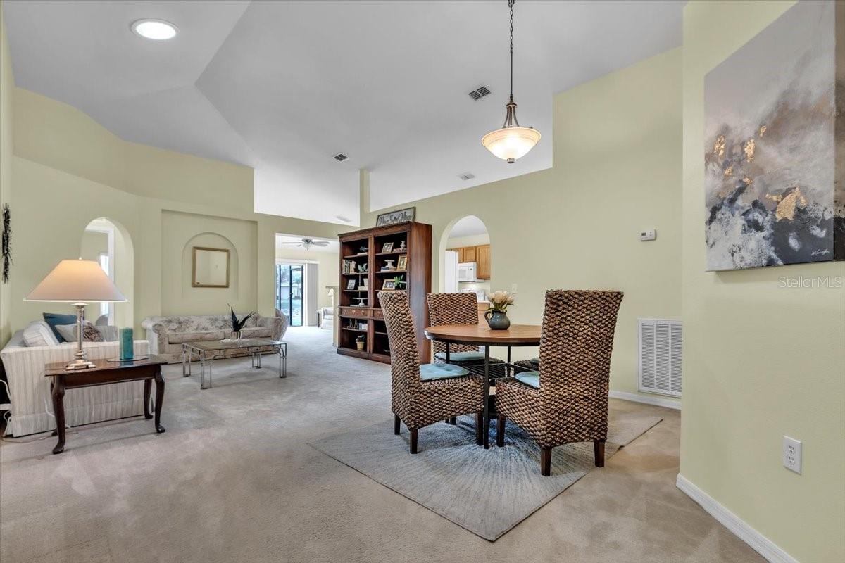 Listing Image #4