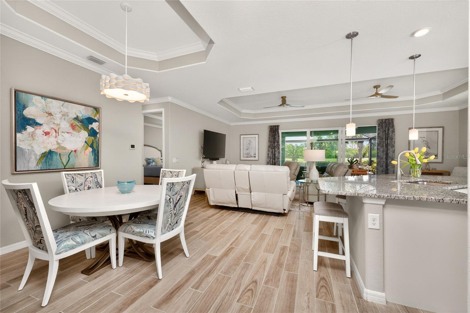 Listing Image #11