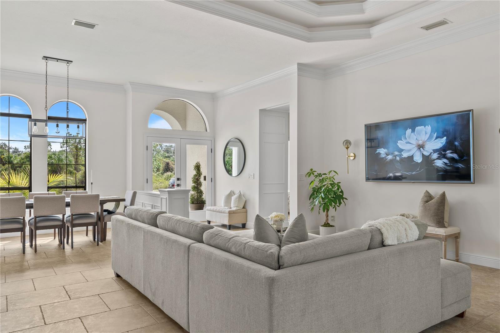 Listing Image #12