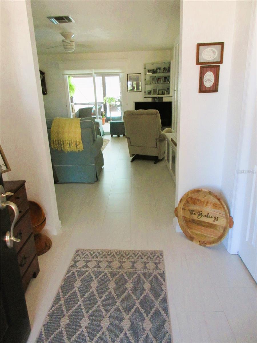 Listing Image #9