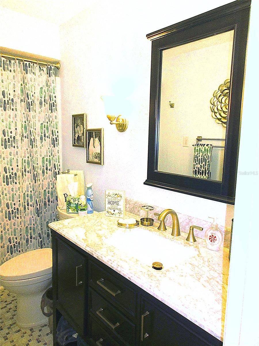 Listing Image #32