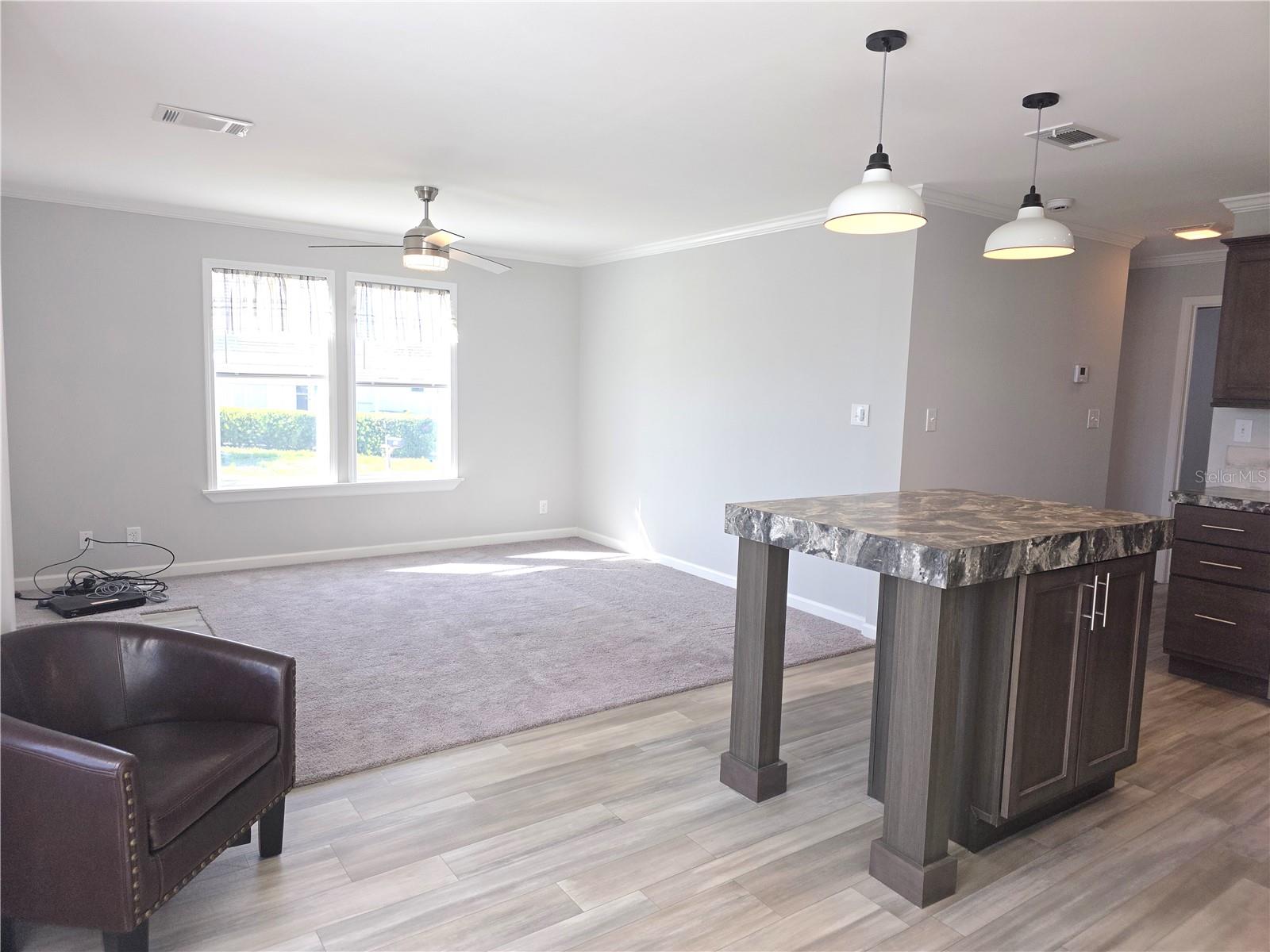 Listing Image #8