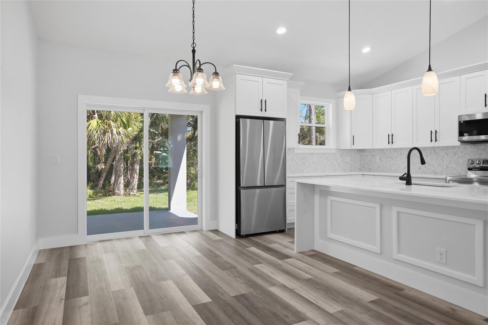 Listing Image #13