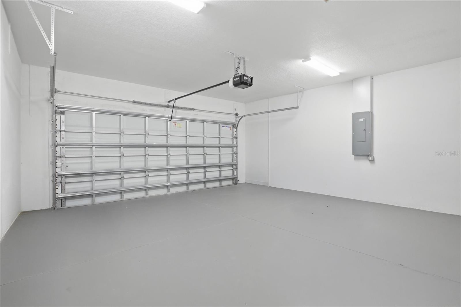 Listing Image #24