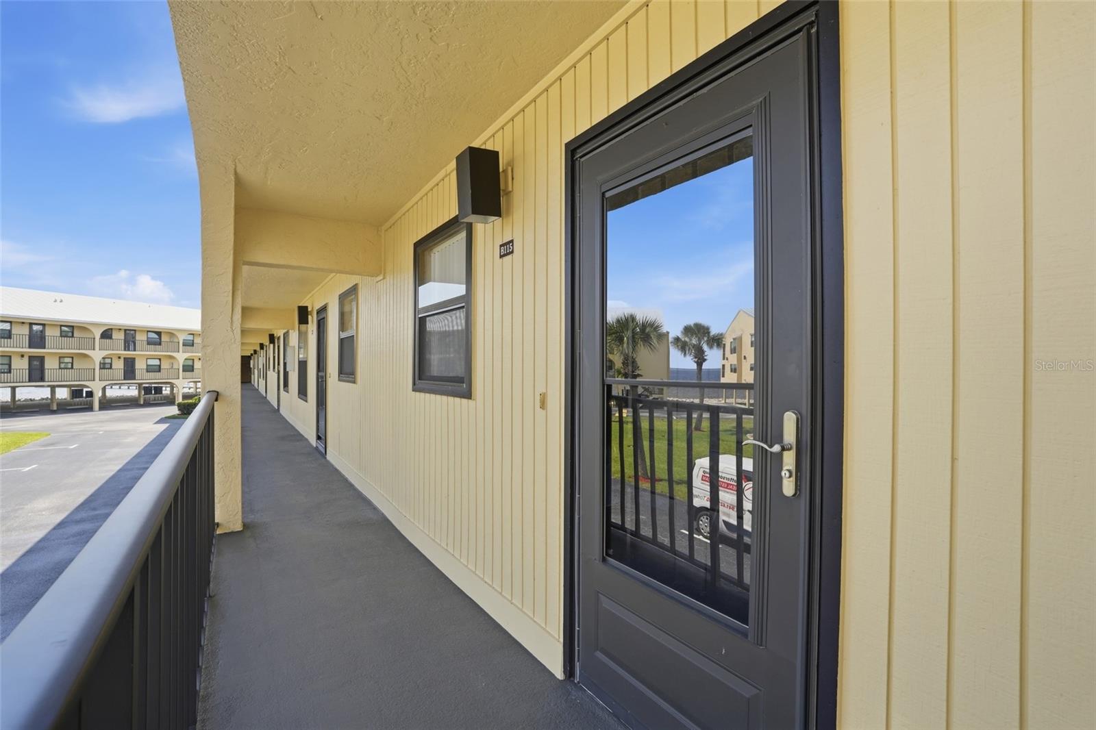 Listing Image #3