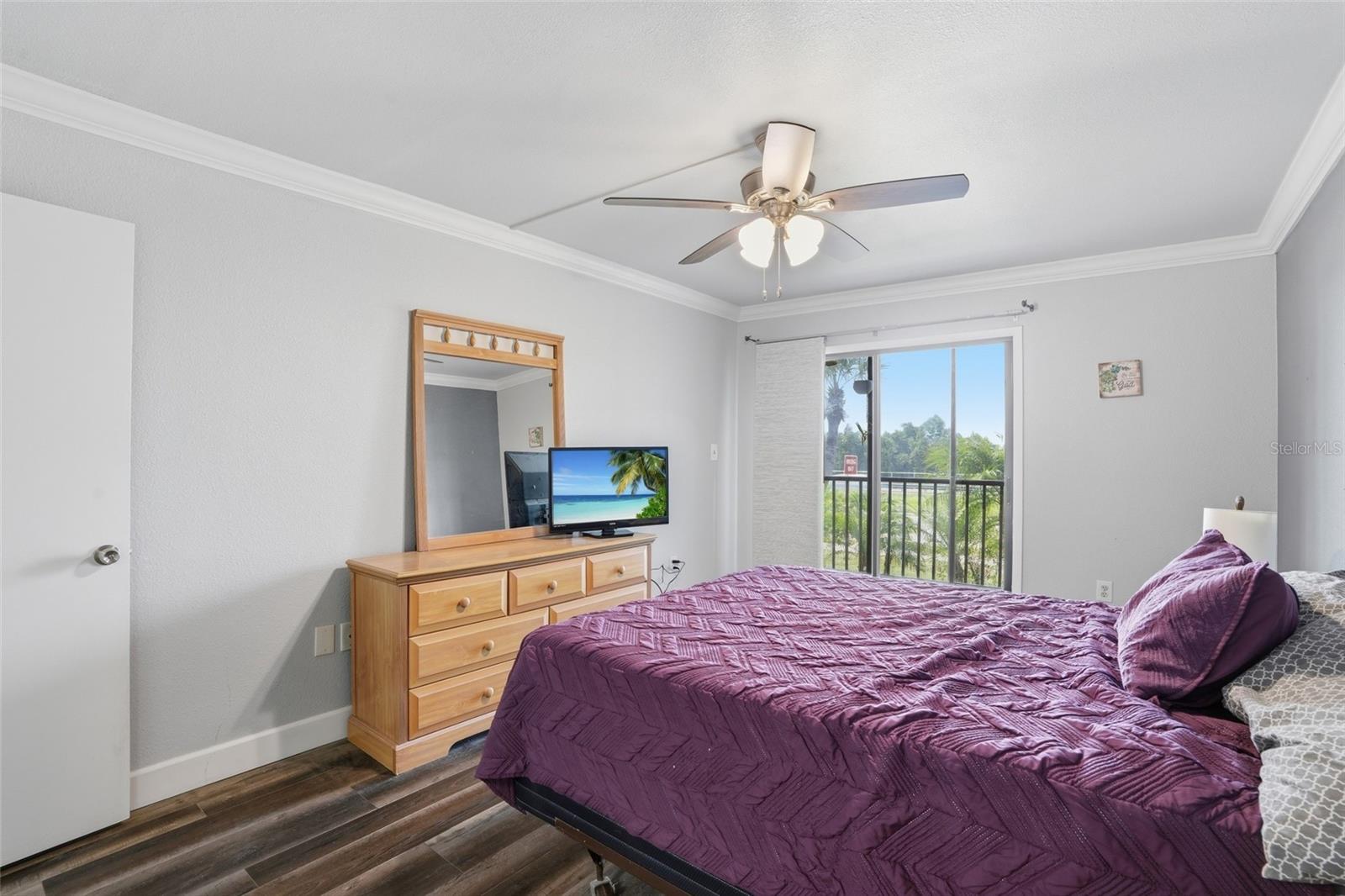 Listing Image #15