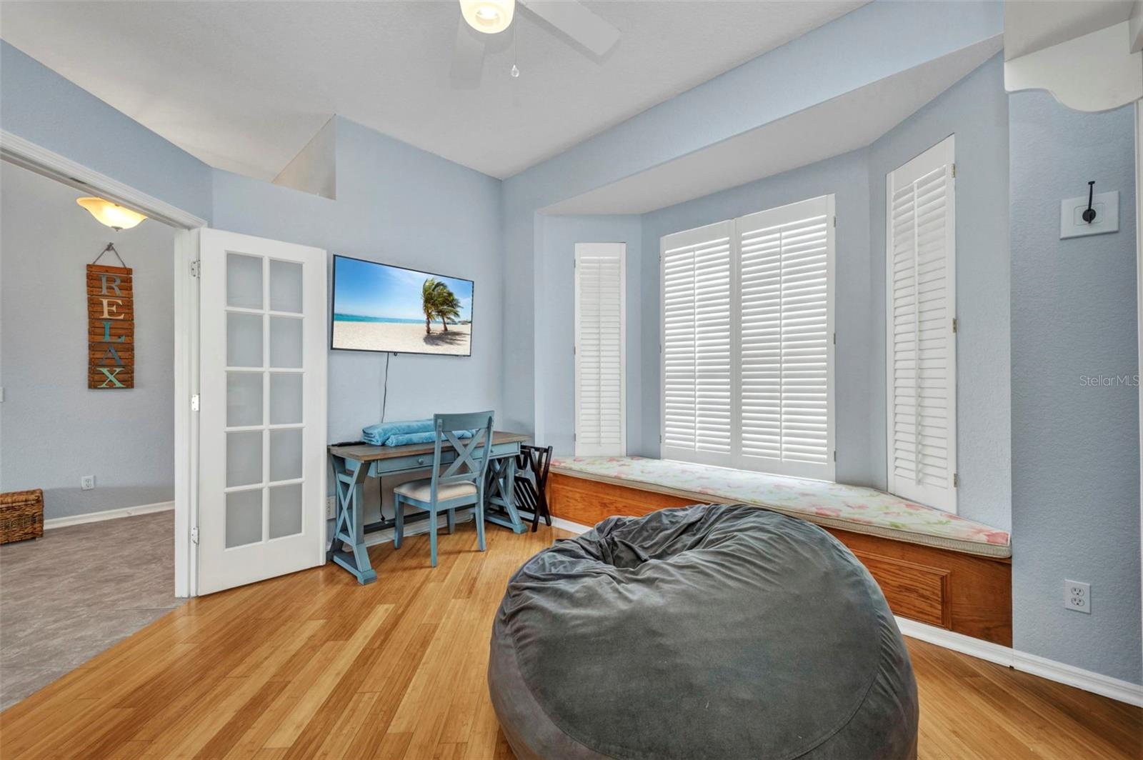 Listing Image #9