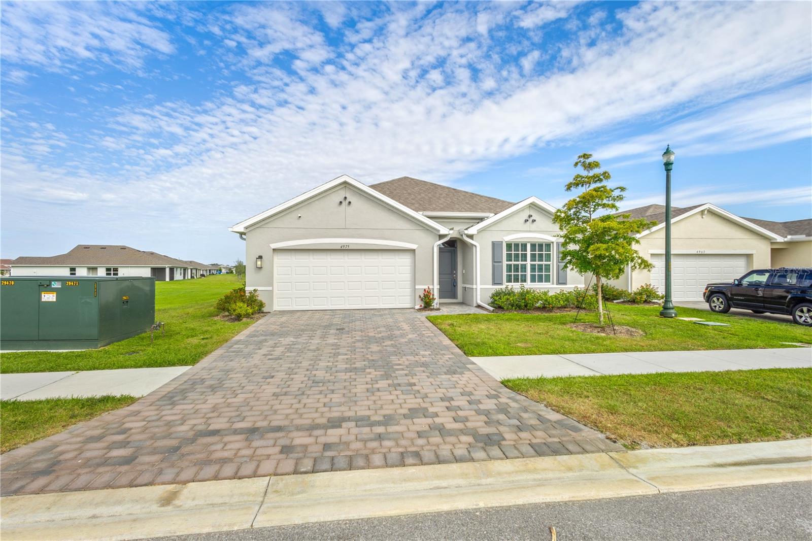 Listing Image #3