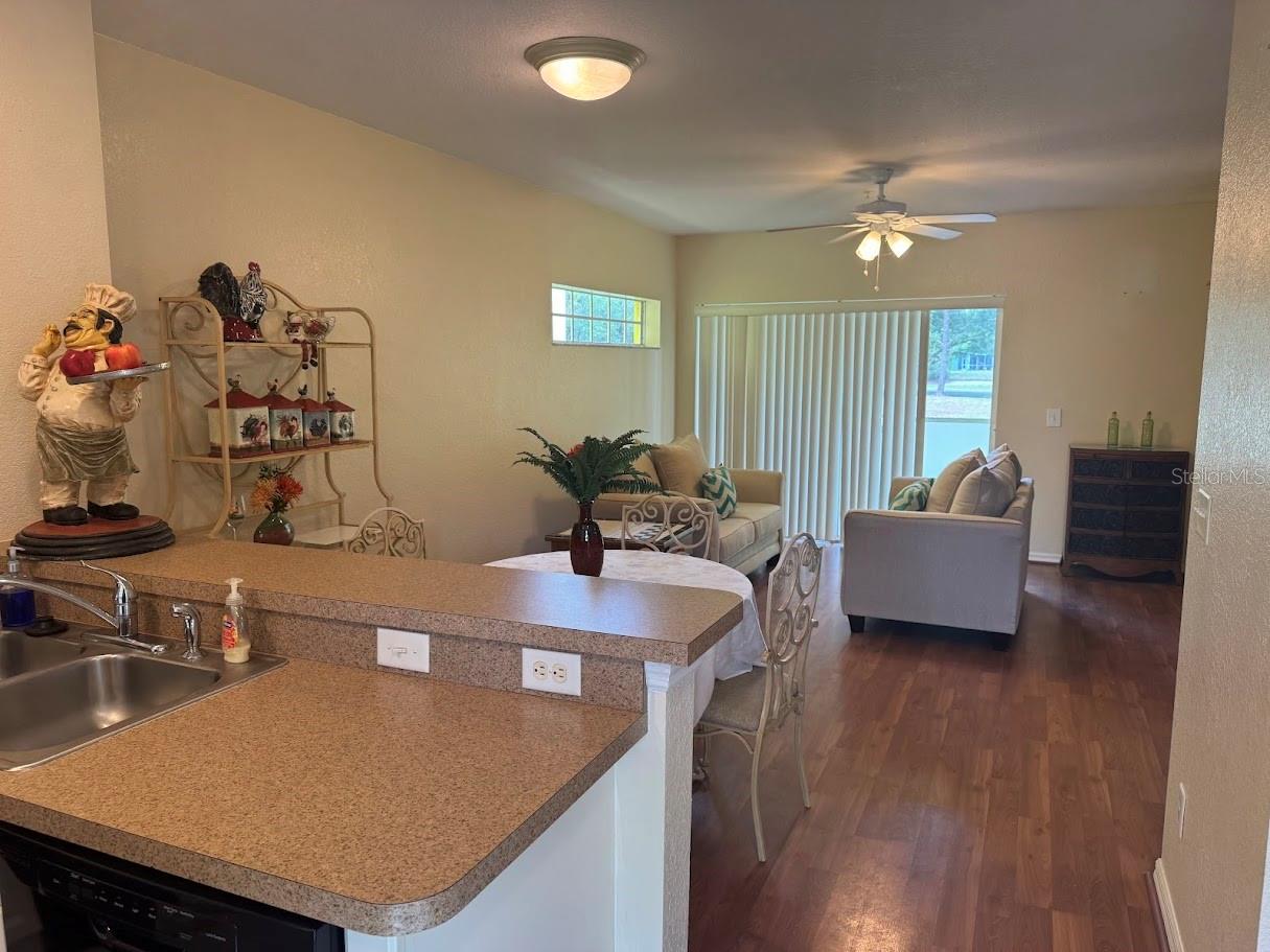 Listing Image #5