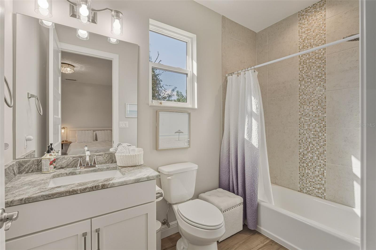 Listing Image #52
