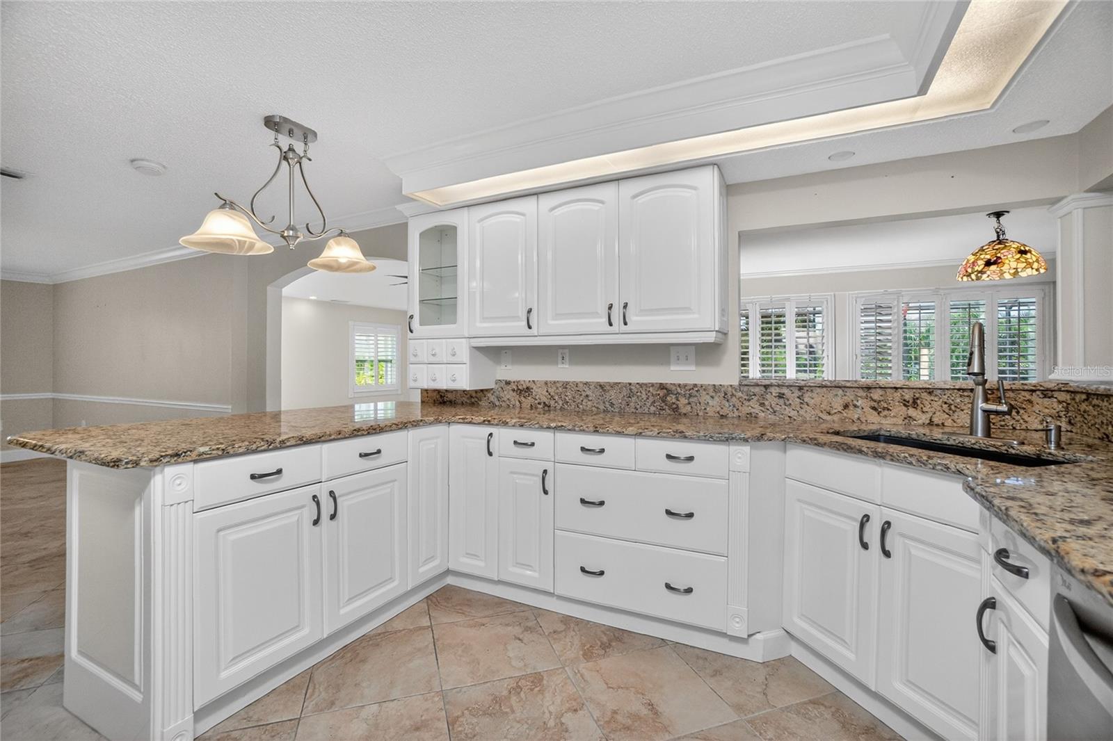 Listing Image #3