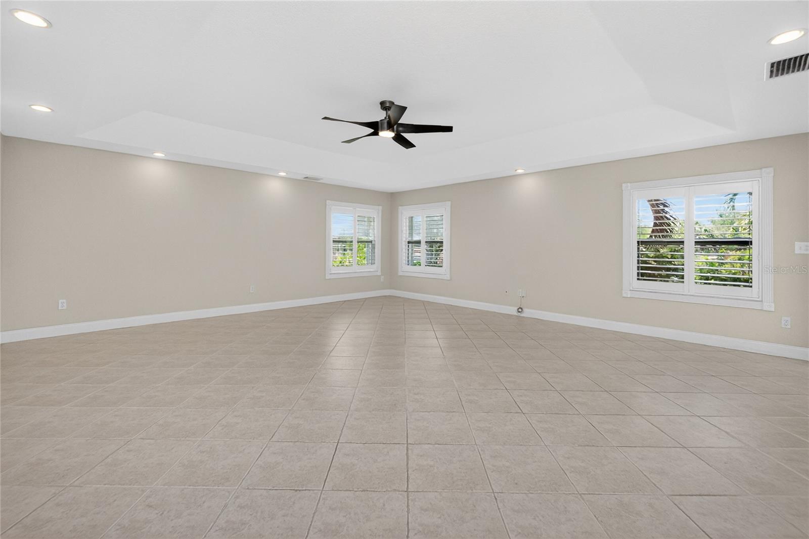 Listing Image #4