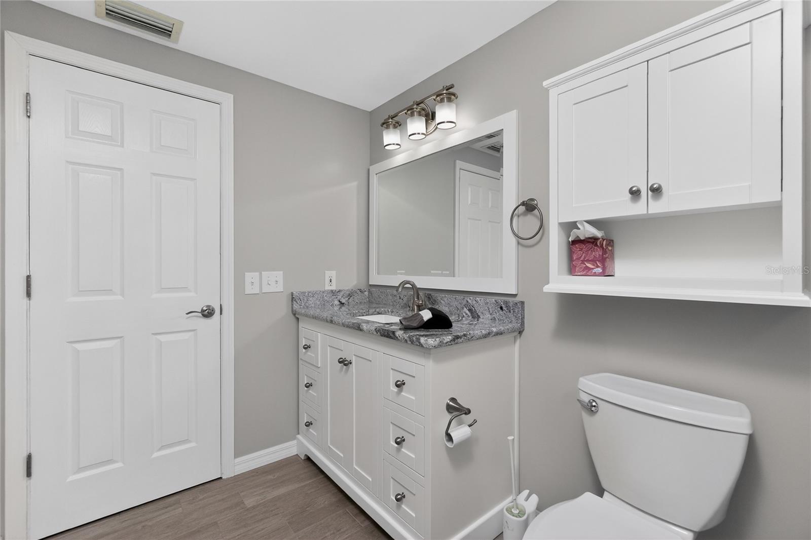 Listing Image #52