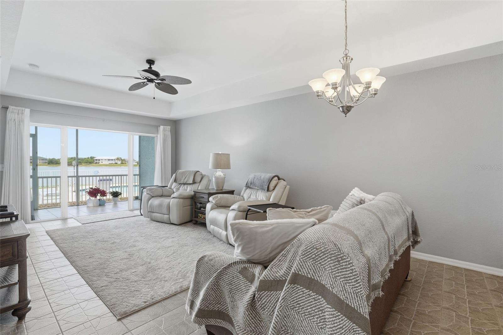Listing Image #8