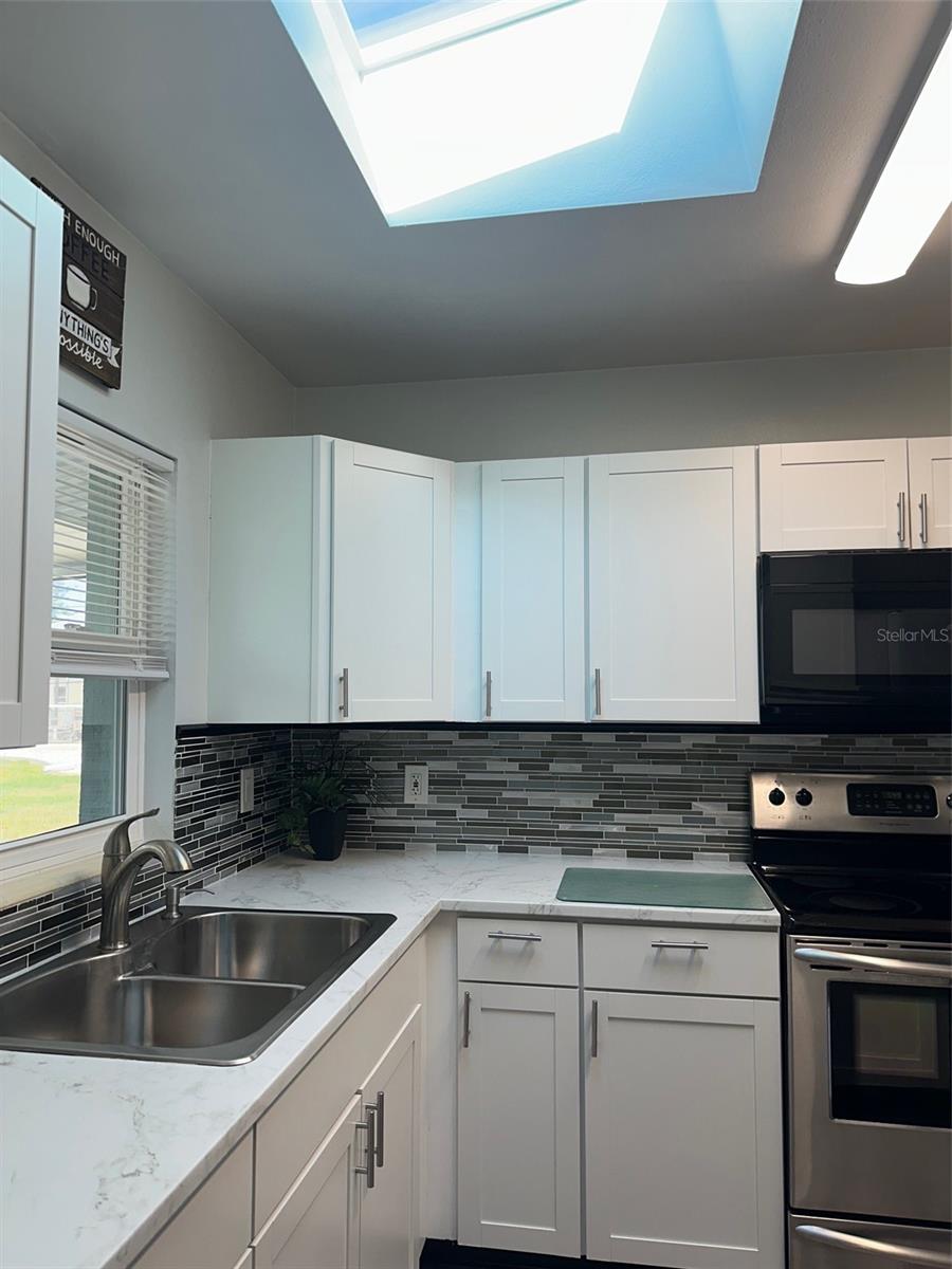 Listing Image #6