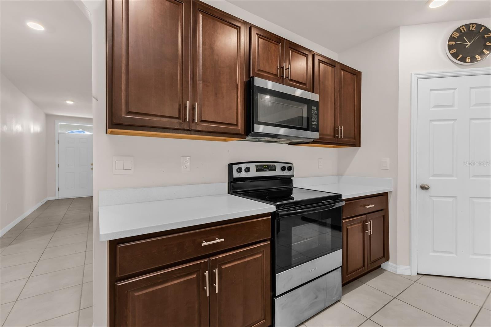 Listing Image #8